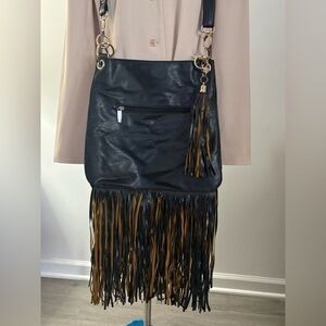 IMOSHION, Fringed Faux Leather Shoulder Bag - Black